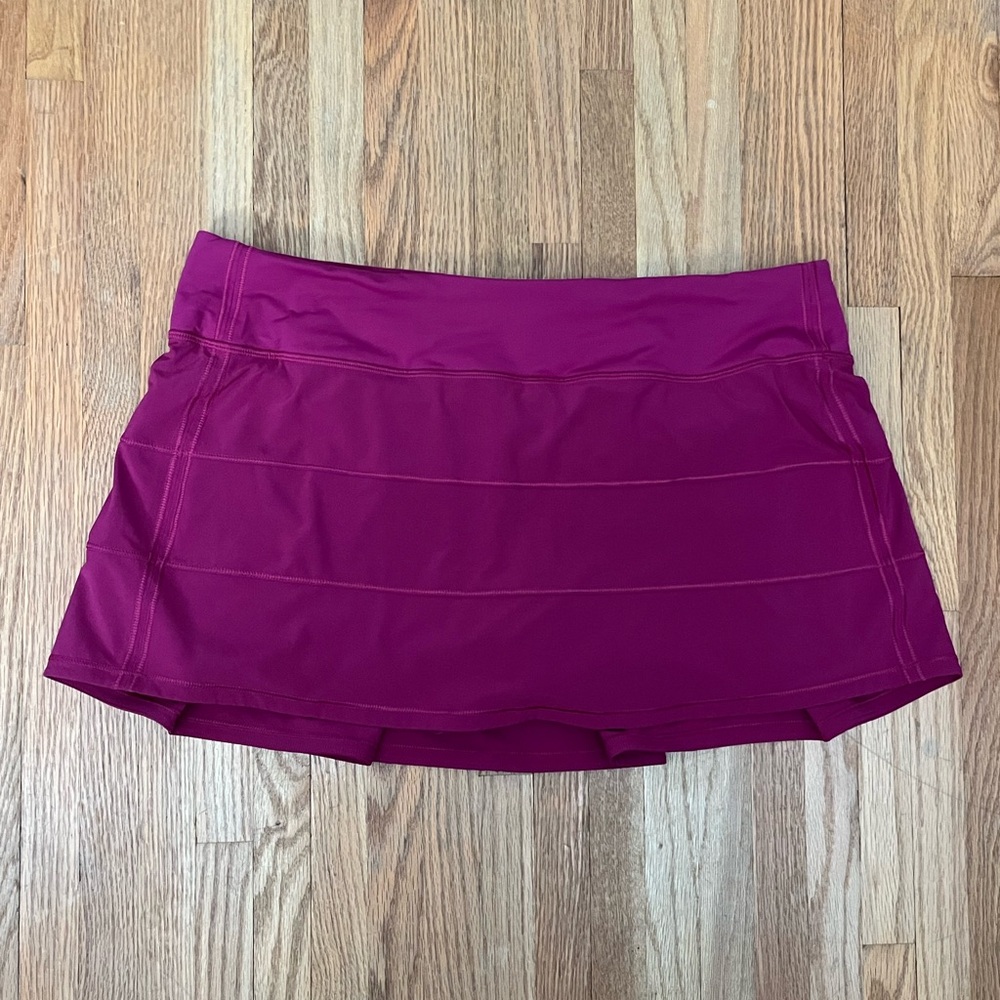 Lululemon Pace Rival Mid-Rise Skirt, size 12, EUC